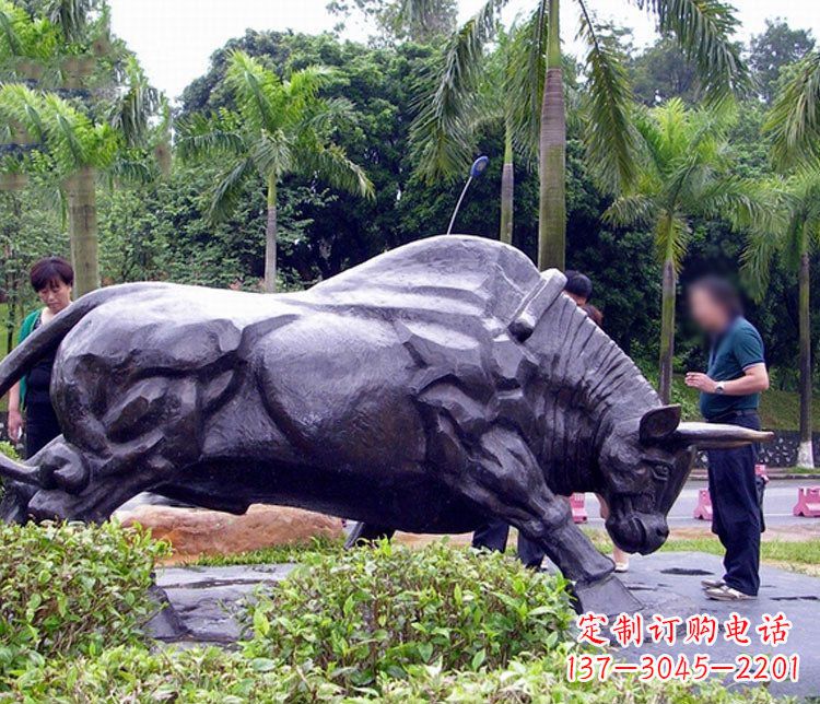 安阳大型公园动物牛铜雕塑