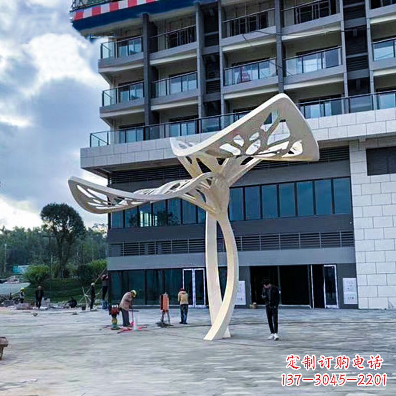 安阳大型广场不锈钢抽象树叶雕塑