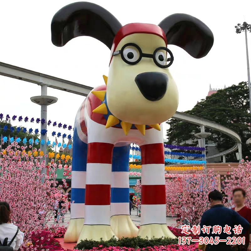 安阳大型卡通狗雕塑-商场广场动物景观美陈