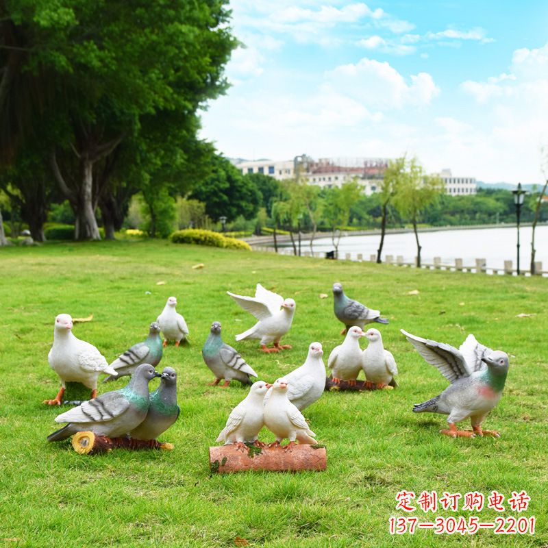 安阳大学雕塑手举和平鸽