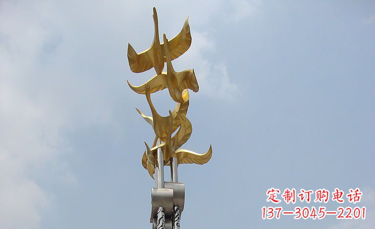 安阳大雁不锈钢梦想雕塑