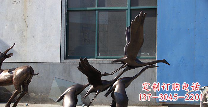 安阳大雁飞翔铸铜动物铜雕
