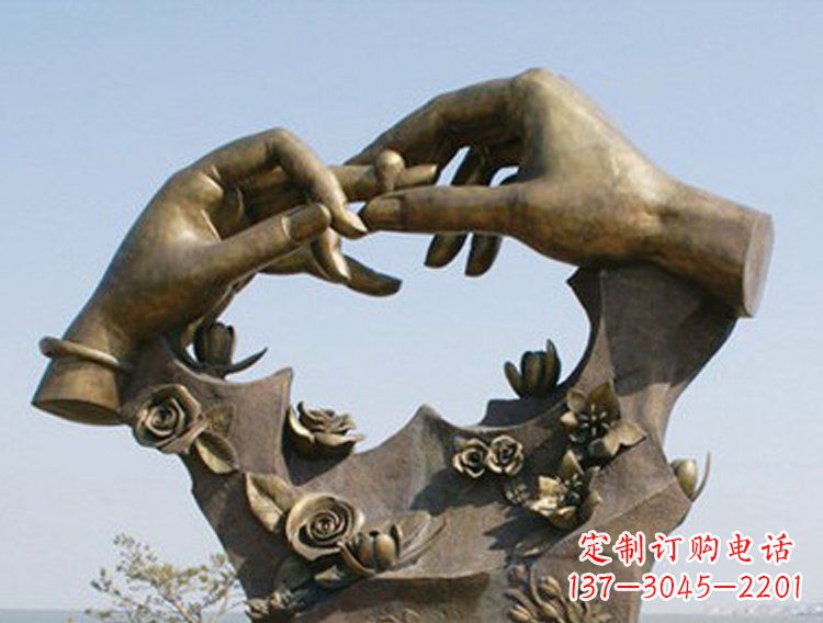 安阳戴戒指的手铜雕