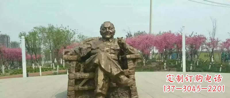 安阳邓小平坐式铜雕