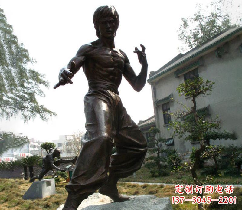 安阳电影名人李小龙铜雕