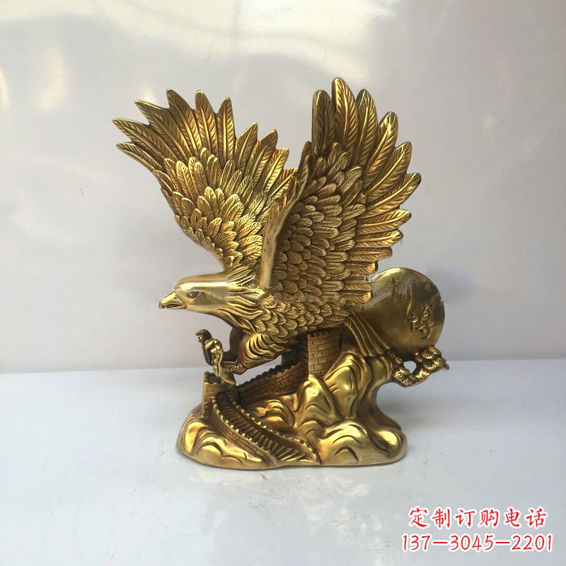 安阳镀金铜雕老鹰雕塑摆件
