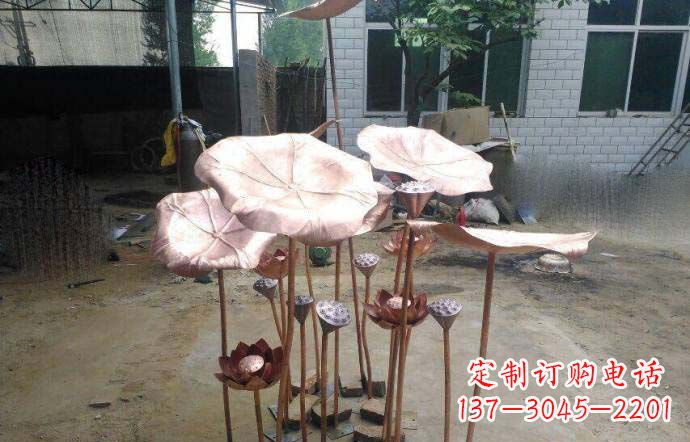 安阳锻铜荷花荷叶莲蓬雕塑