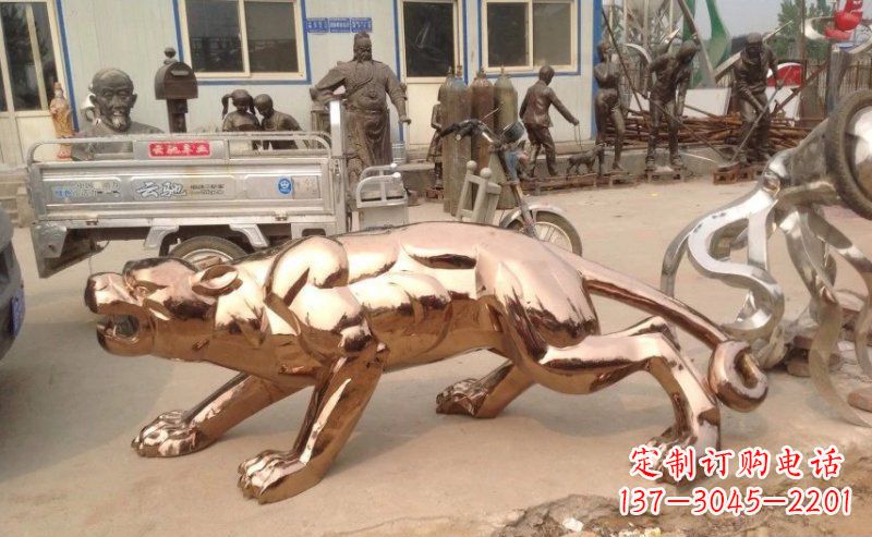 安阳锻造不锈钢豹子雕塑