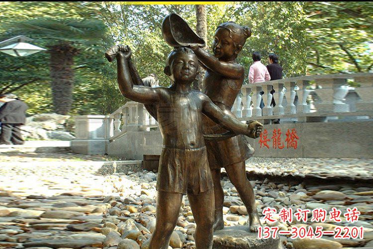 安阳儿童洗澡公园人物铜雕