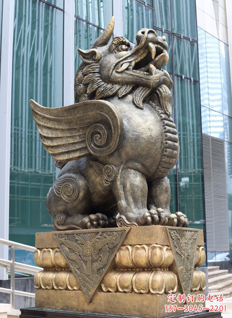 安阳法院门口独角兽神兽铜雕