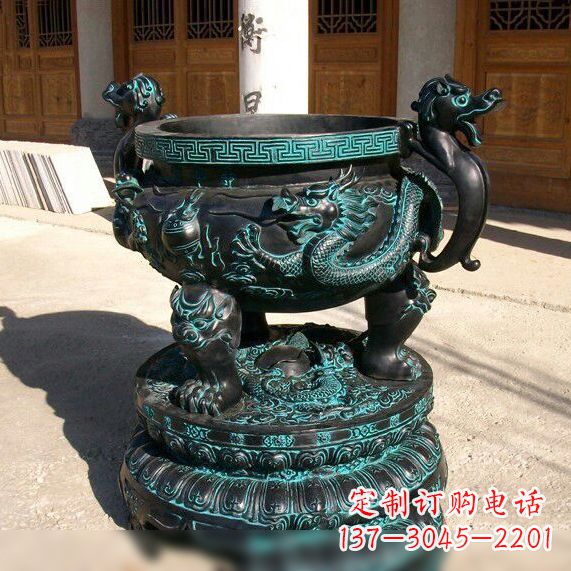 安阳传统工艺青铜龙雕塑