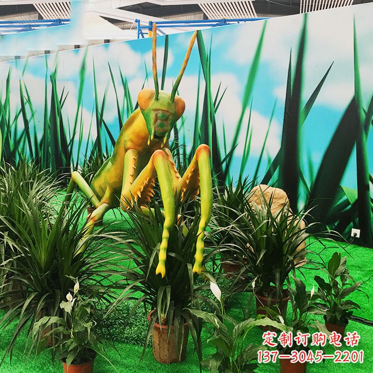 安阳仿真螳螂玻璃钢雕塑