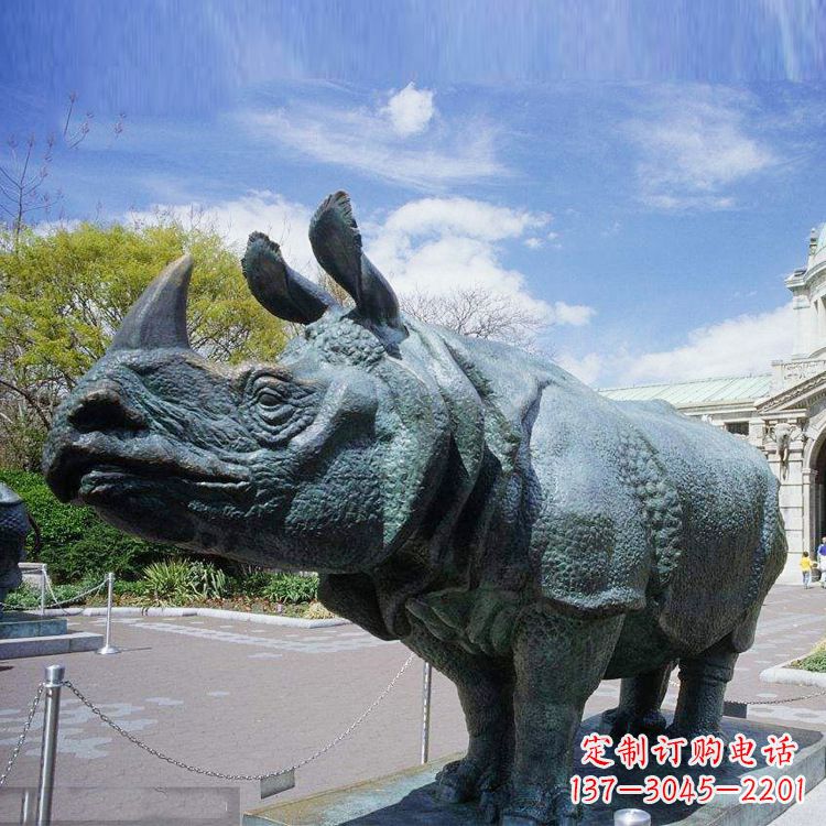 安阳仿真犀牛铜雕-公园园林动物雕塑摆件