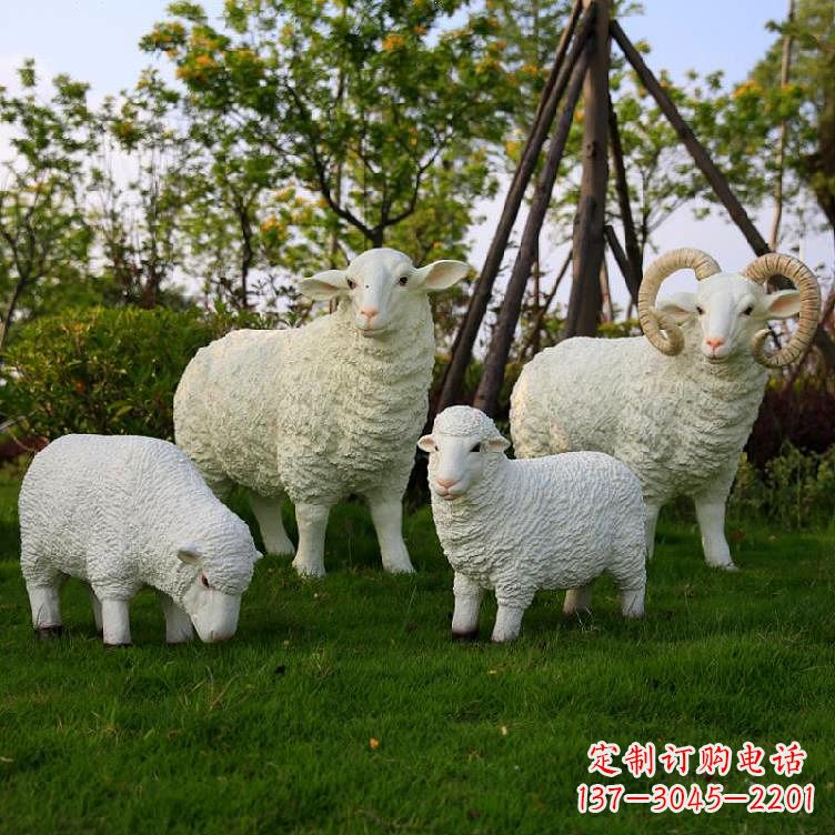 安阳仿真羊玻璃钢雕塑-草原草坪绿化带仿真动物摆件