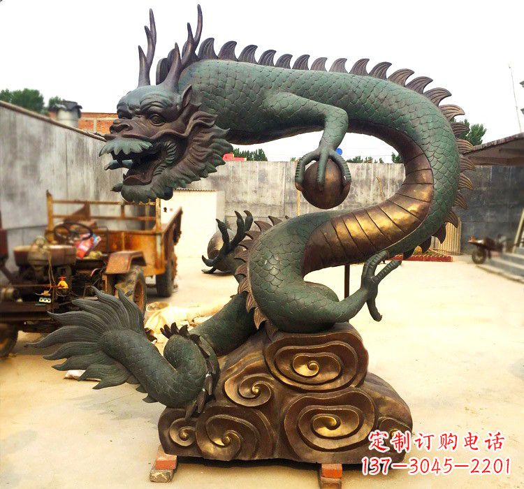安阳飞龙戏珠铜雕