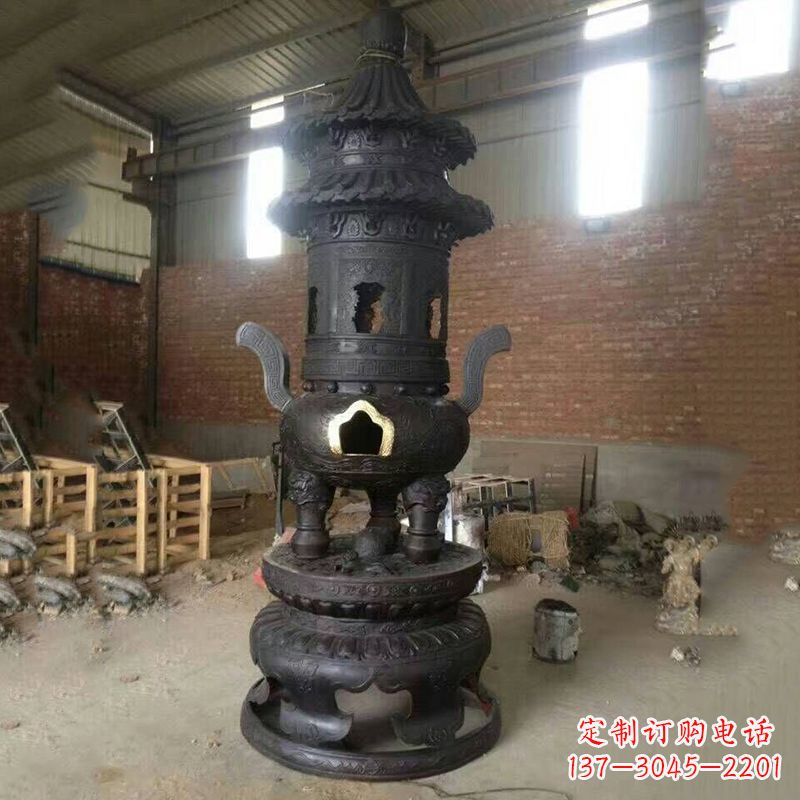 安阳高层圆形铜香炉
