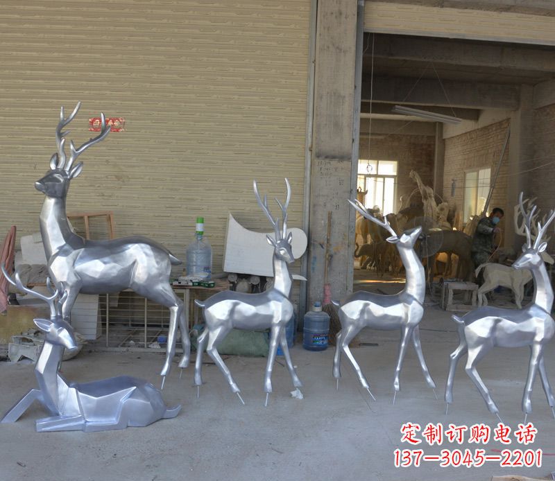 安阳公园不锈钢动物几何鹿雕塑