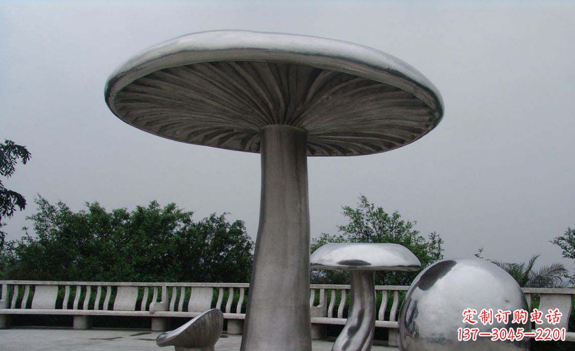 安阳公园不锈钢仿真蘑菇凉亭雕塑