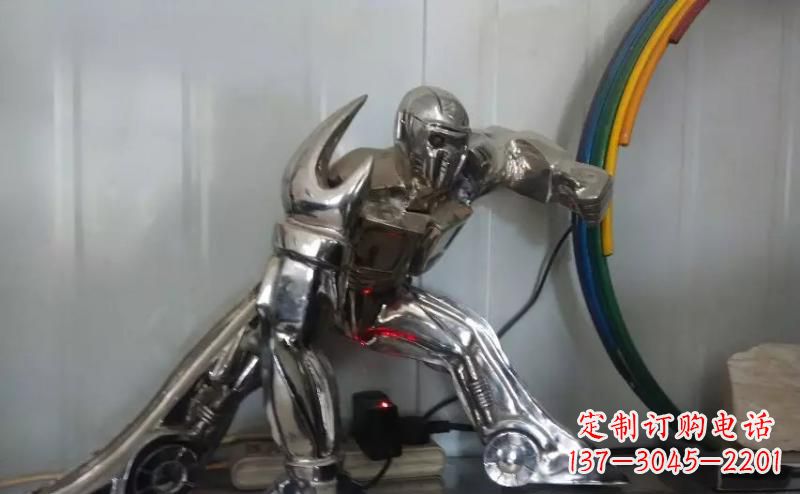 安阳公园不锈钢机器人雕塑