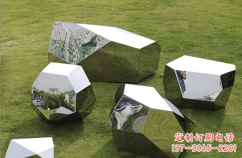 安阳公园不锈钢镜面几何鹅卵石