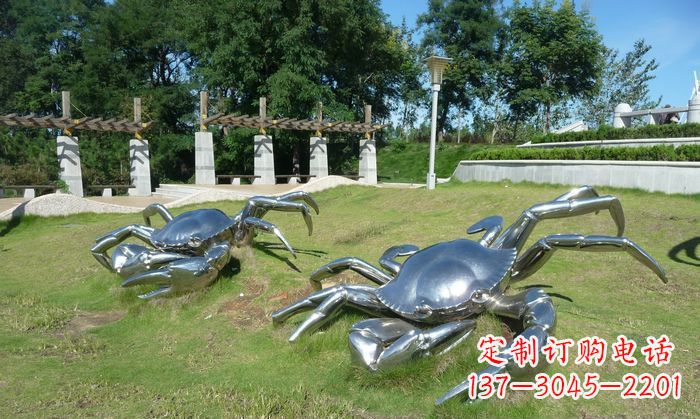 安阳公园不锈钢螃蟹雕塑