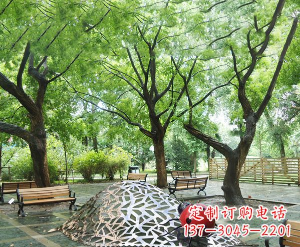 安阳公园不锈钢瓢虫雕塑