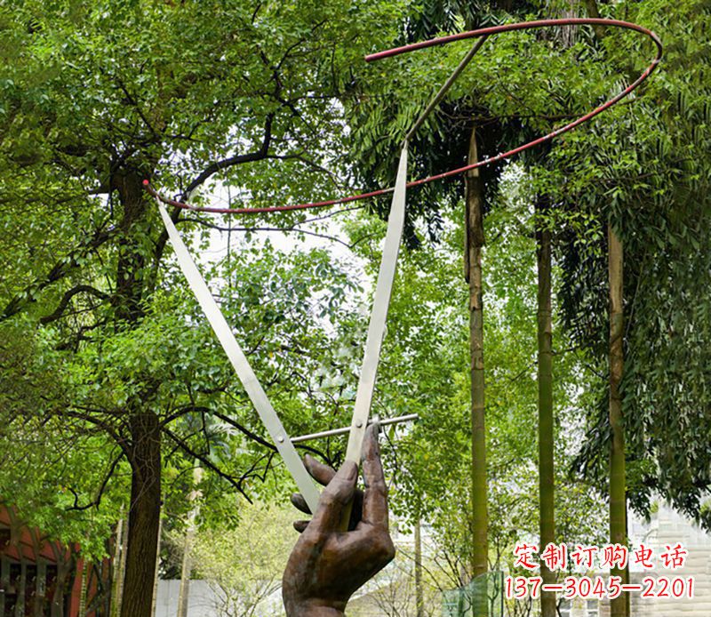 安阳公园不锈钢圆规雕塑