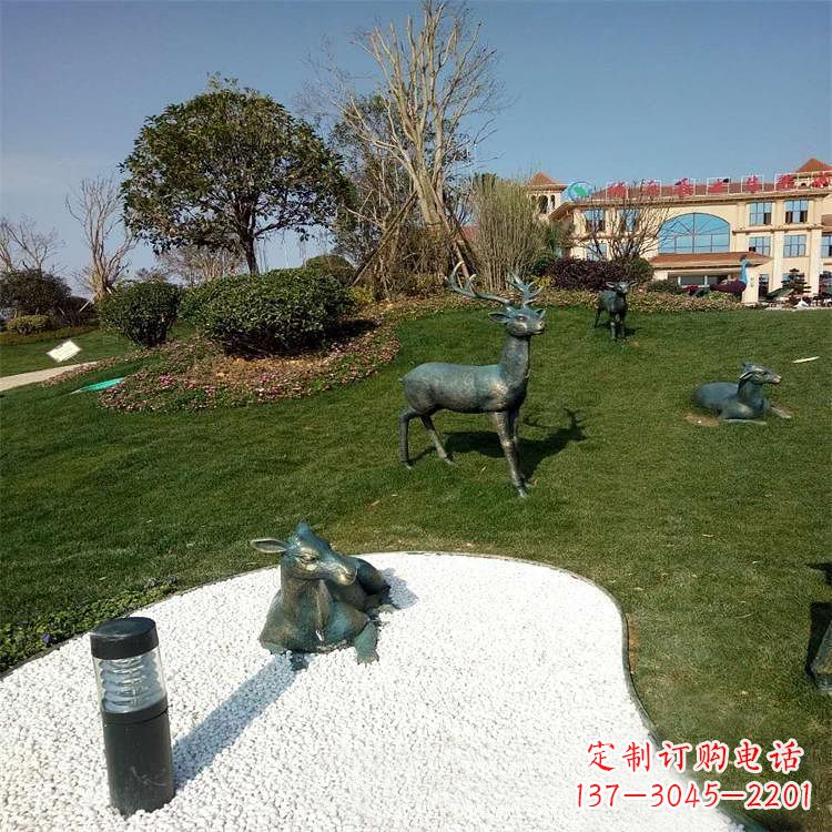安阳公园草坪动物雕塑摆件铜雕鹿