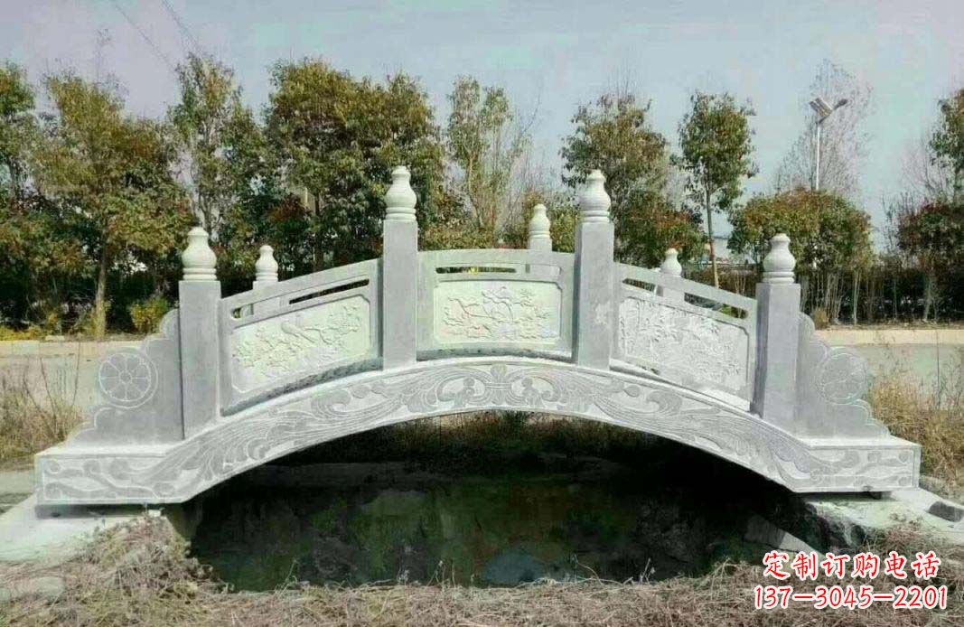 安阳公园大理石桥雕塑