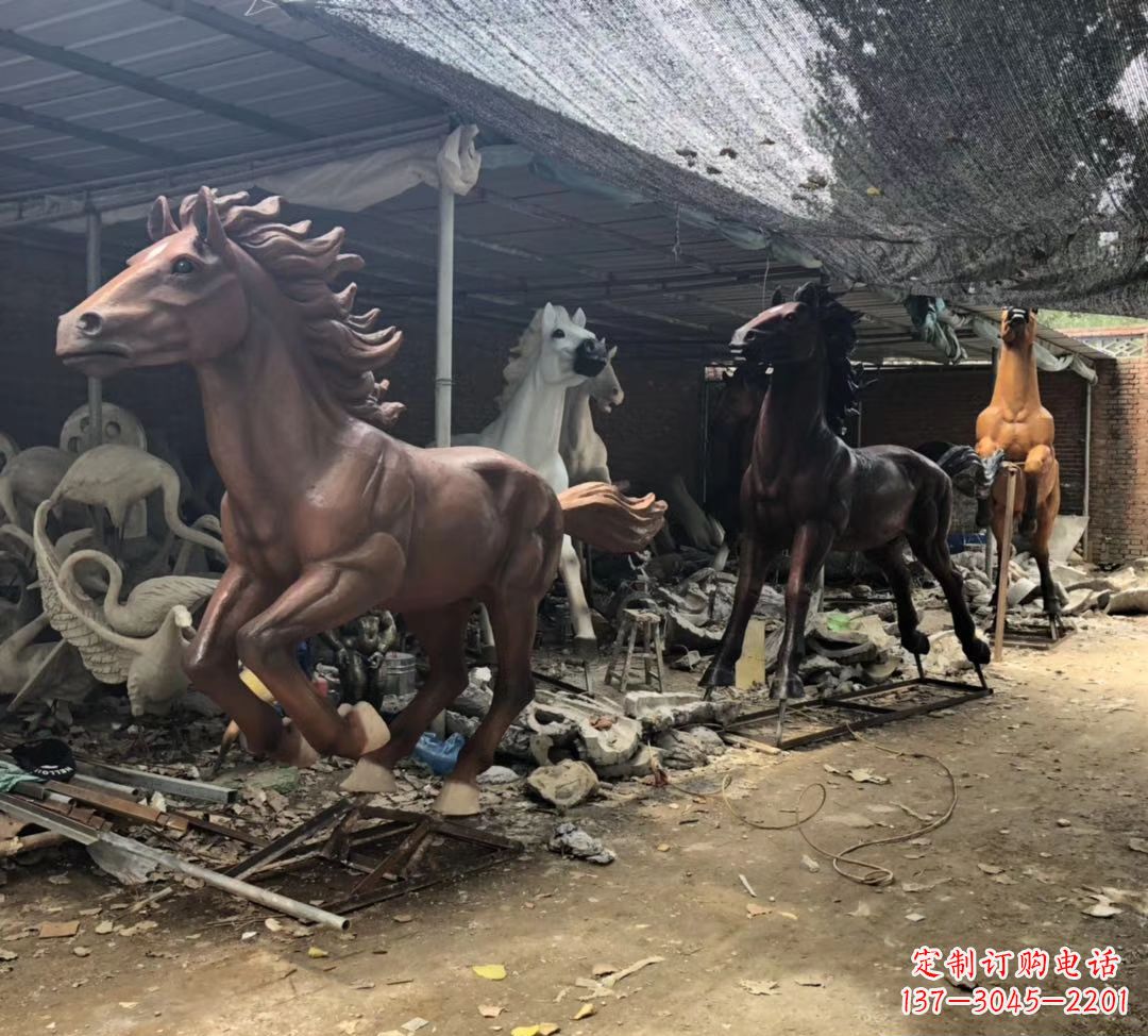 安阳公园动物铜马雕塑