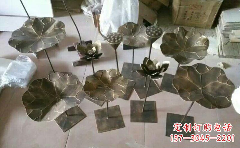 安阳公园锻铜荷花荷叶景观铜雕