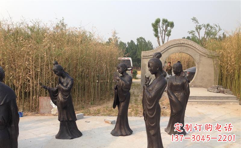 安阳公园古代女人人物铜雕