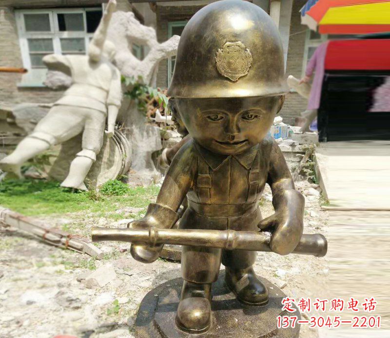 安阳精致细腻的交通警察铜雕