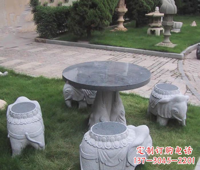 安阳小象雕塑——让自然陪伴身边