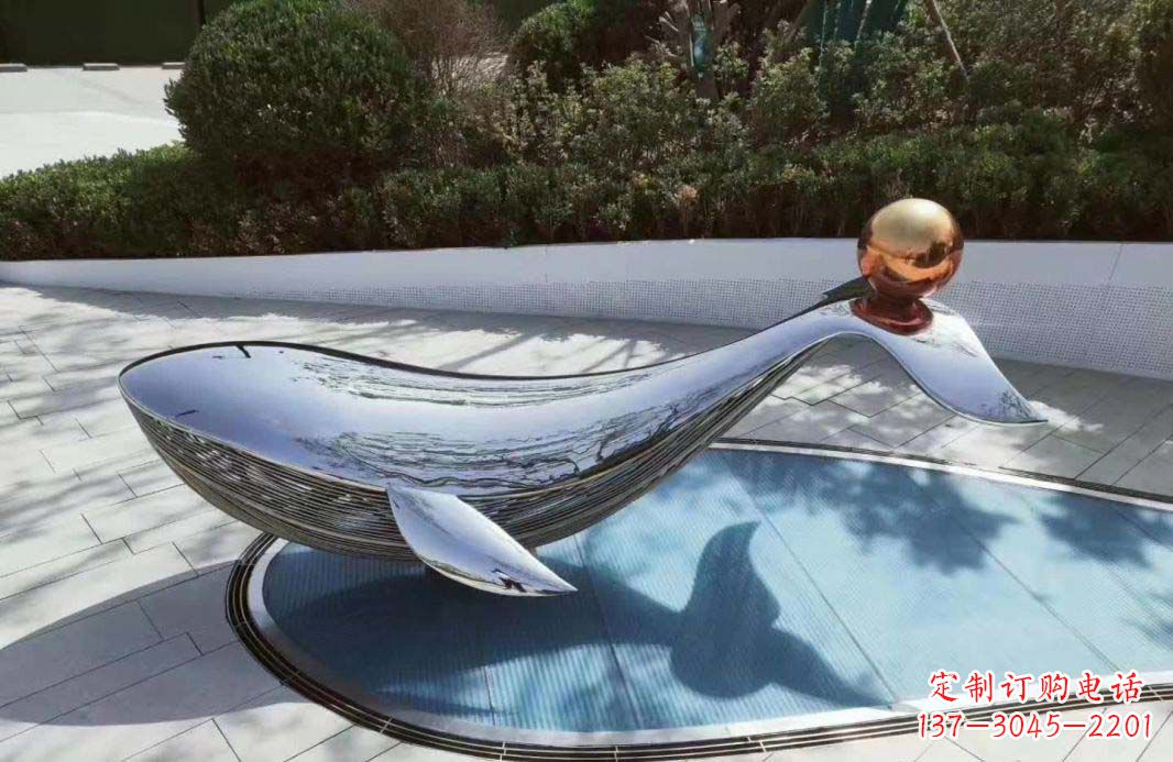 安阳新颖独特的镜面不锈钢海豚雕塑
