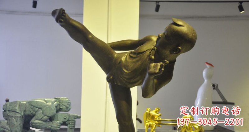安阳领雕塑男孩练功夫铜雕