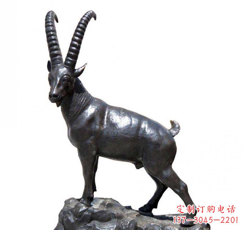 安阳铜雕羚羊,精美外形及细节刻画精美