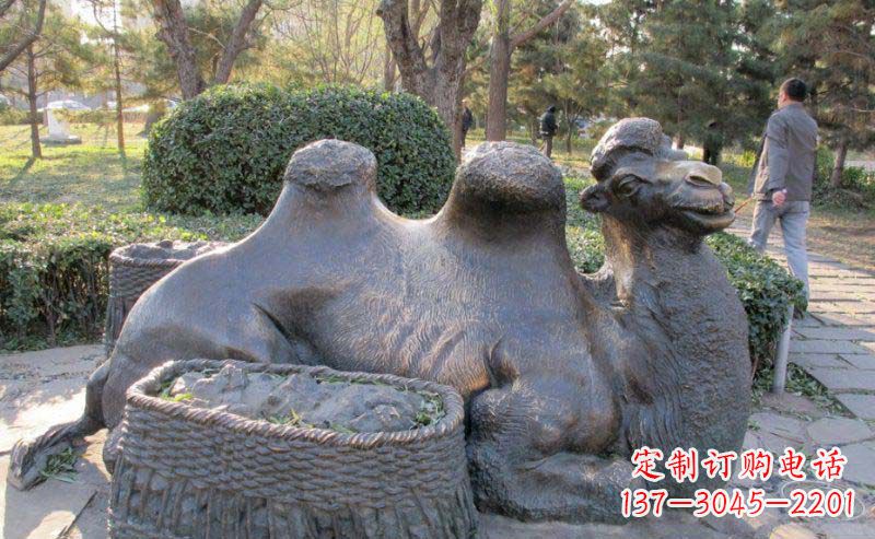 安阳精致骆驼铜雕塑