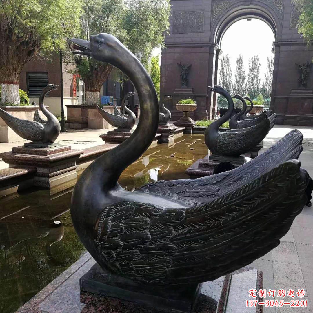 安阳精致天鹅铜雕
