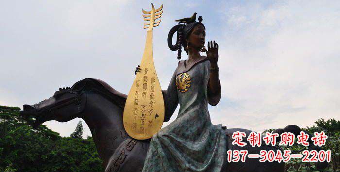 安阳传统风情,精美古典的琵琶女铜雕