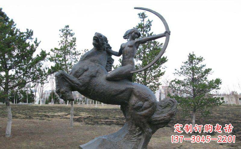 安阳公园骑马女人射箭铜雕