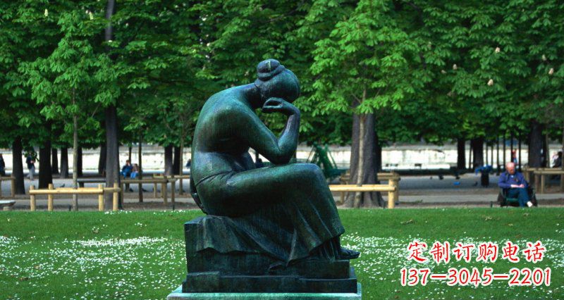 安阳经典精美女人铜雕