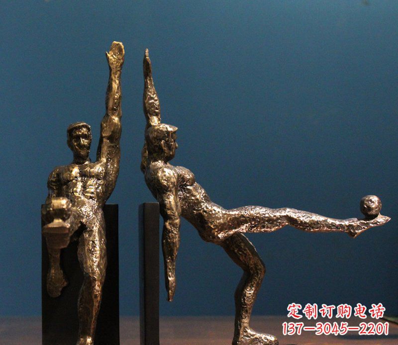 安阳高雅足球形象铜雕
