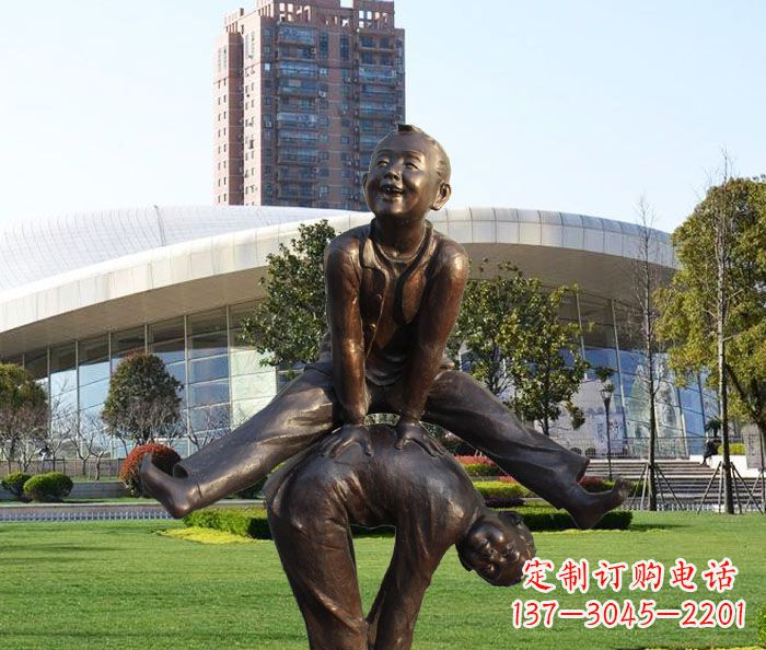 安阳童趣十足的山羊铜雕