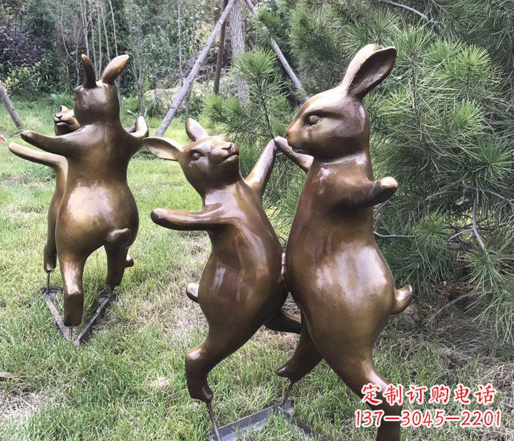 安阳铜雕奔跑兔子动物雕塑