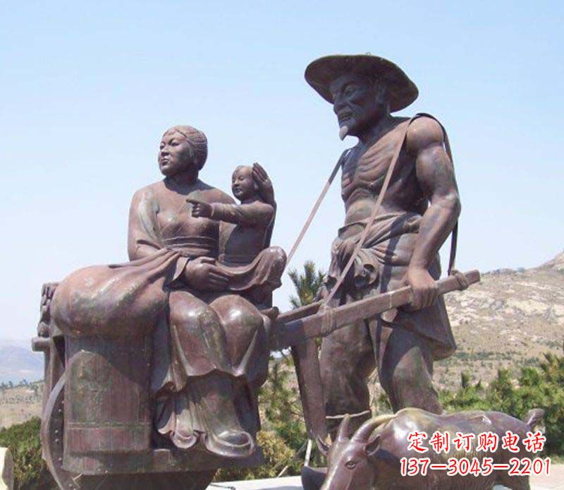 安阳真实风格的独轮车雕塑