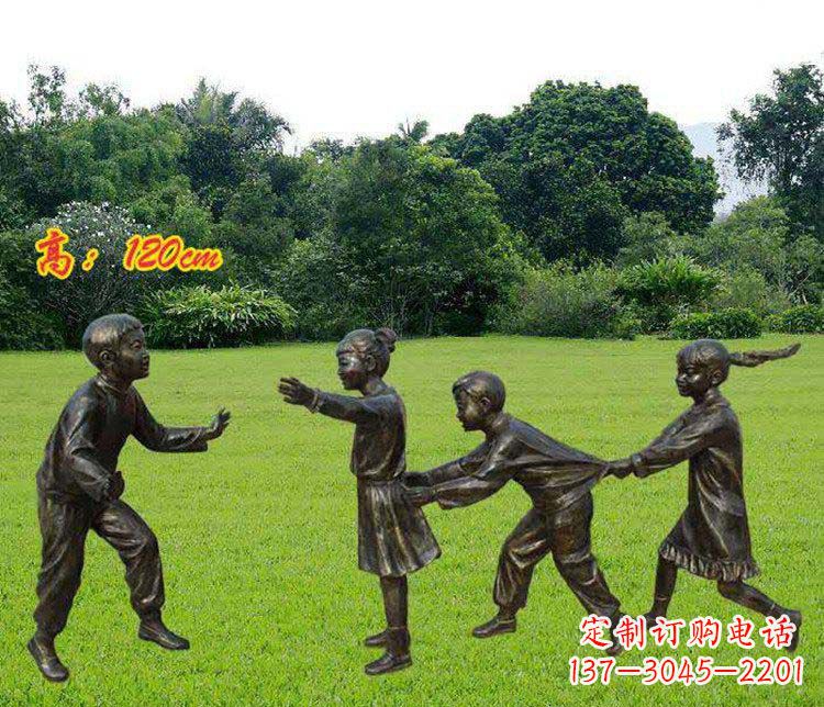 安阳公园玩老鹰捉小鸡的儿童小品铜雕 (2)