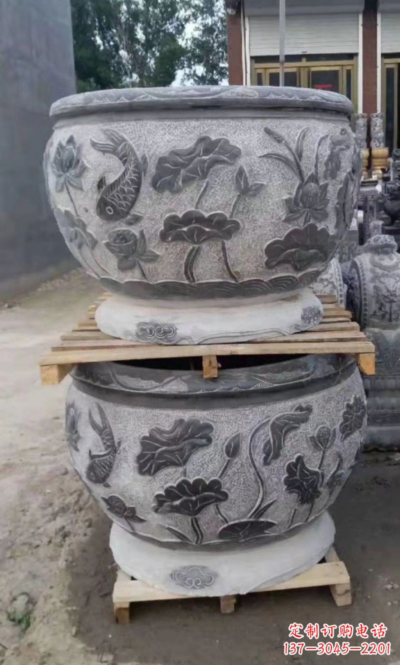 安阳精致的石头水缸雕塑,为您的公园小区增添美丽色彩
