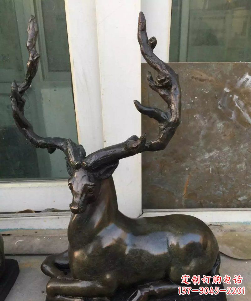 安阳铸铜小鹿动物雕塑