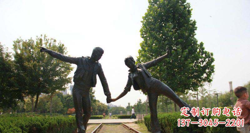 安阳浪漫之旅——情侣铜雕定制